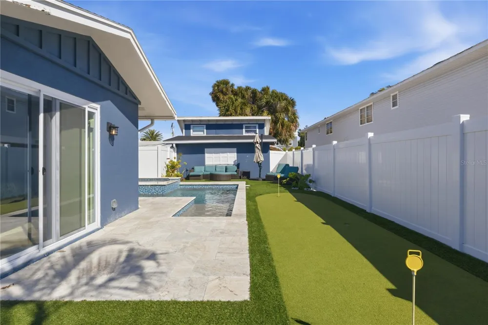 205 HAVERKOS COURT Holmes Beach, FL 34217