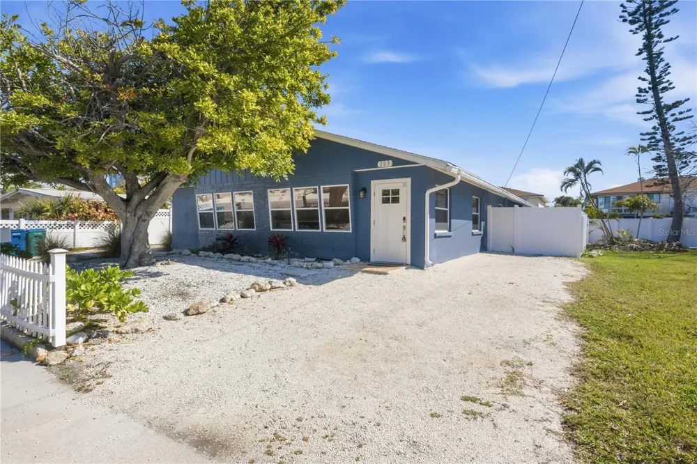 205 HAVERKOS COURT Holmes Beach, FL 34217