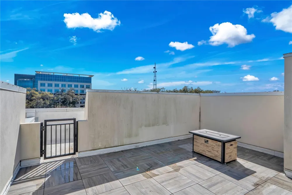 665 JACKSON STREET Orlando, FL 32801