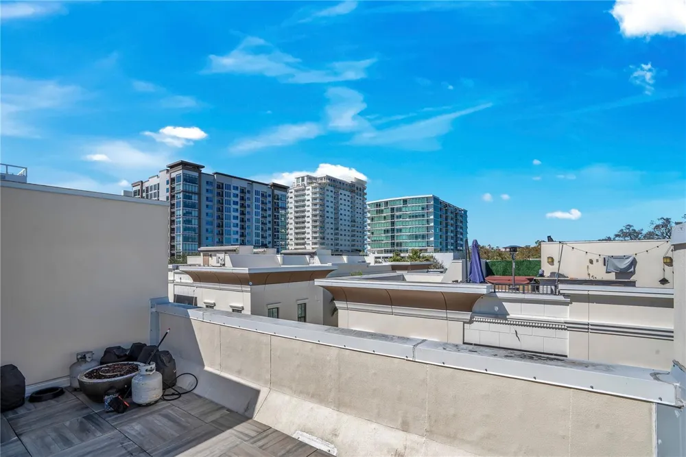665 JACKSON STREET Orlando, FL 32801