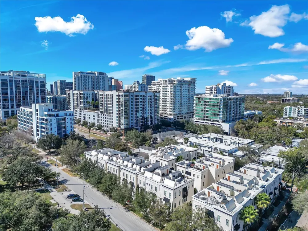665 JACKSON STREET Orlando, FL 32801