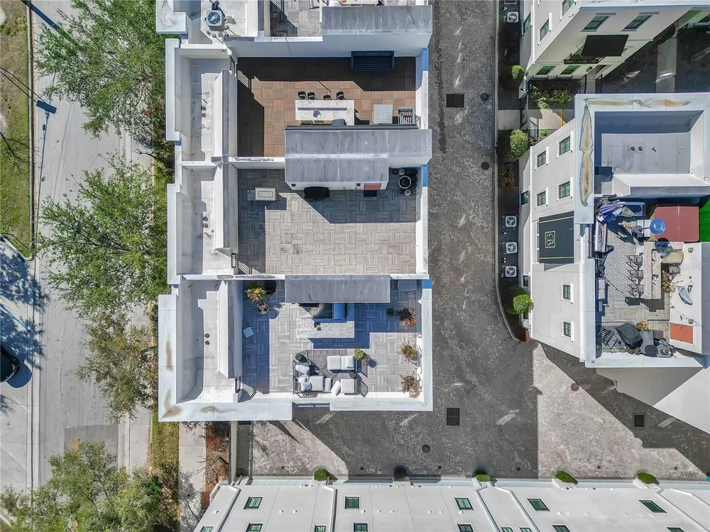 665 JACKSON STREET Orlando, FL 32801