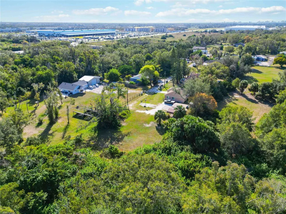 7560 19TH STREET E Sarasota, FL 34243