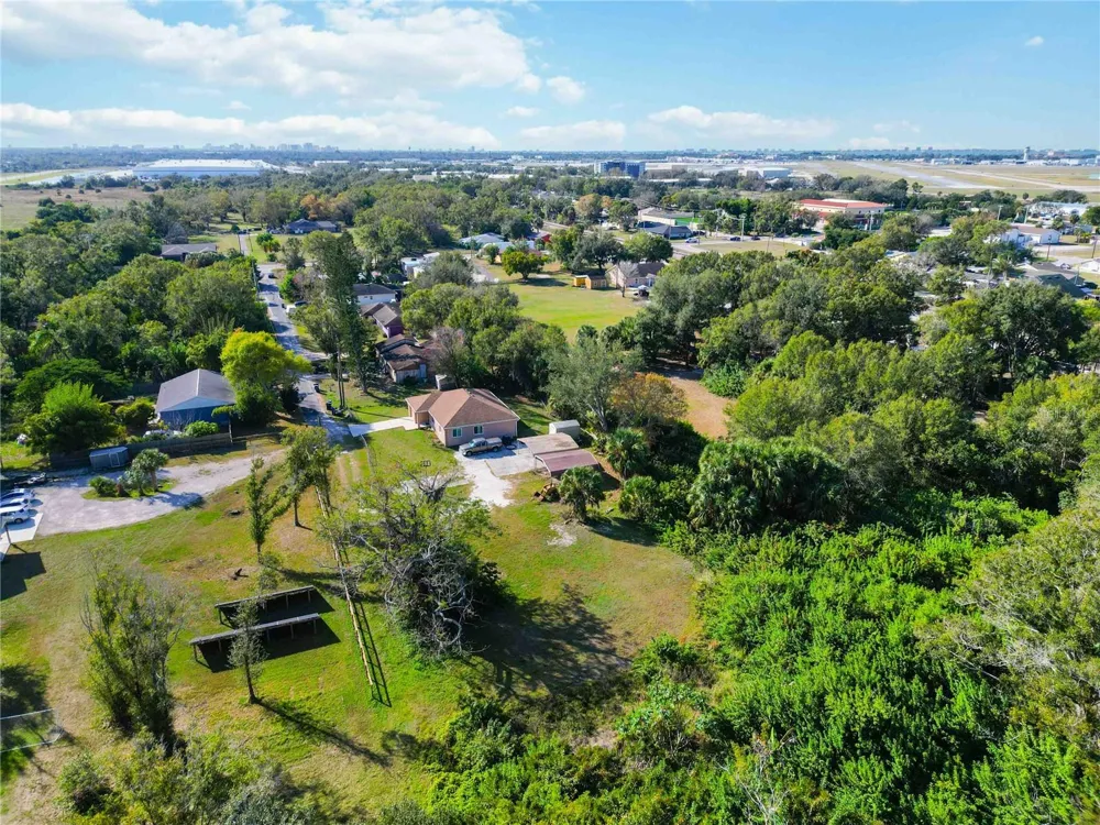 7560 19TH STREET E Sarasota, FL 34243