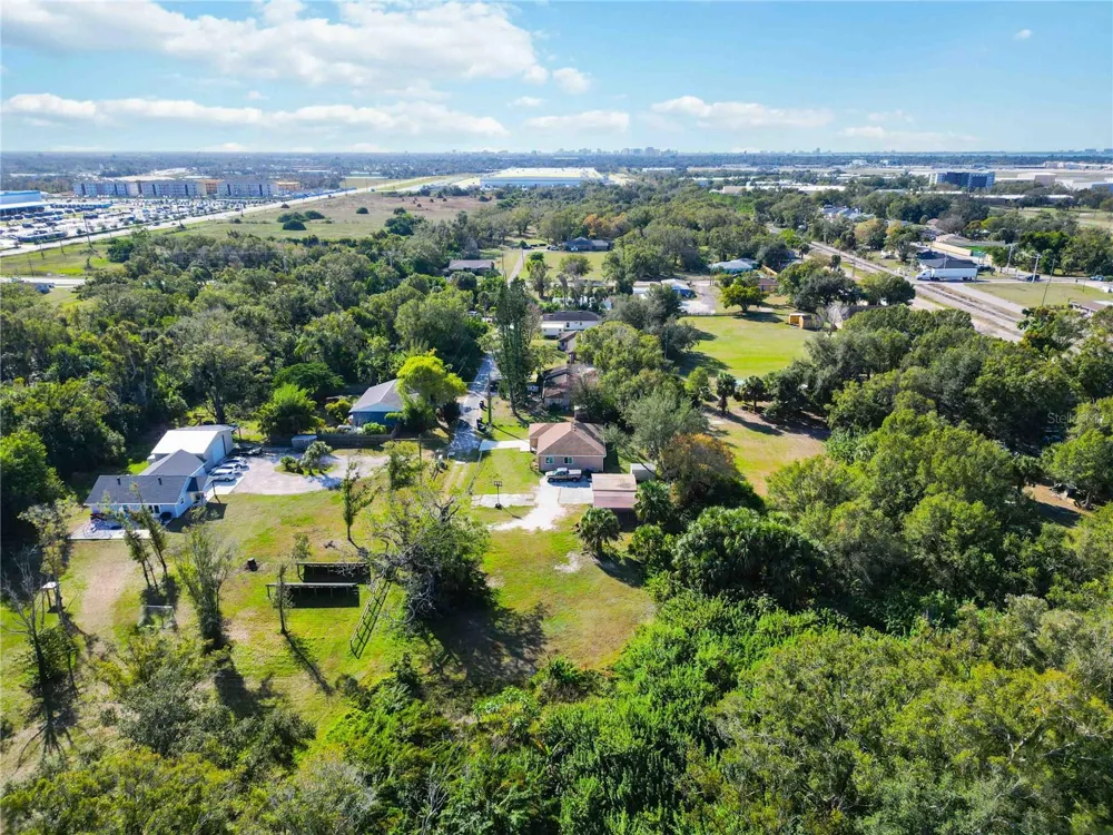 7564 19TH STREET E Sarasota, FL 34243