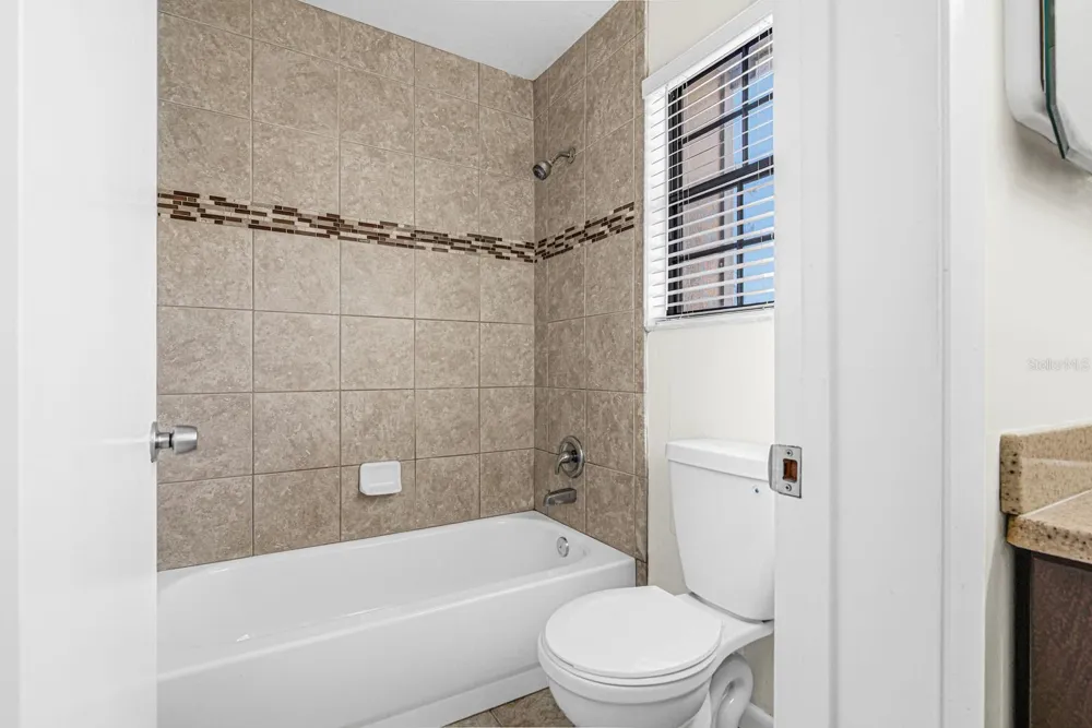 5528 SW 4TH PLACE #5528 Gainesville, FL 32607