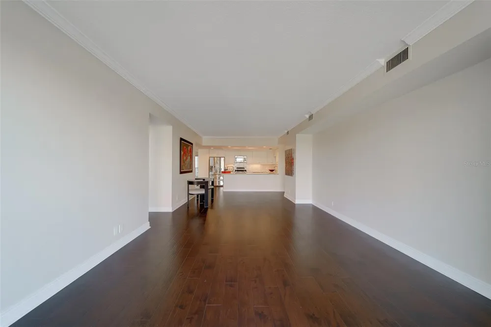 8 BELLEVIEW BOULEVARD #308 Belleair, FL 33756