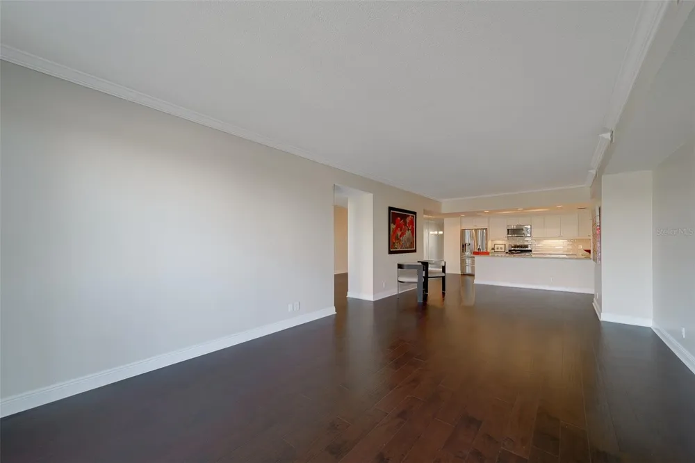8 BELLEVIEW BOULEVARD #308 Belleair, FL 33756