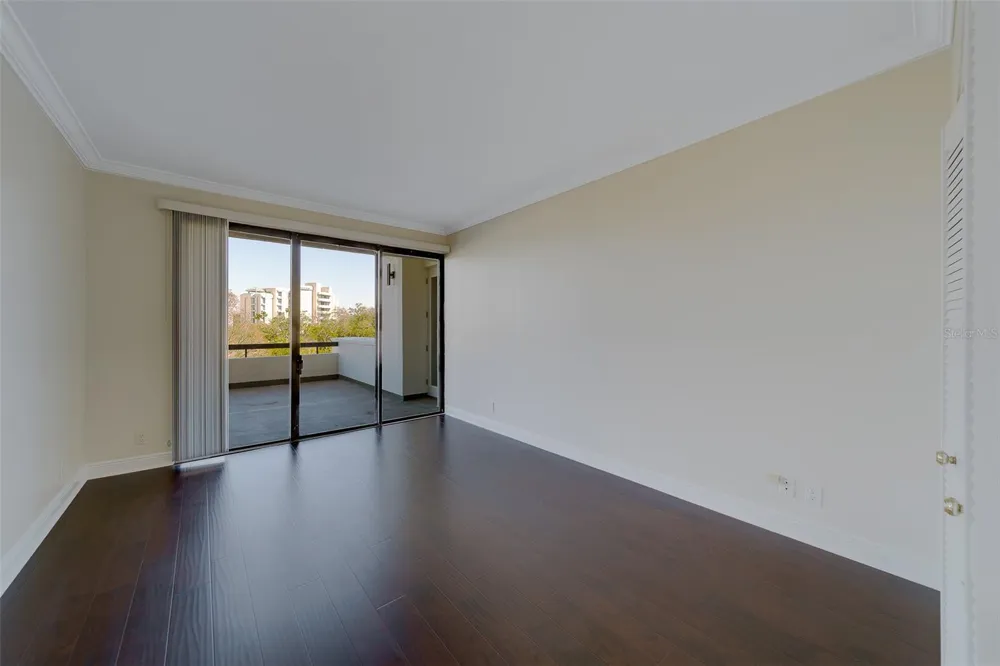 8 BELLEVIEW BOULEVARD #308 Belleair, FL 33756