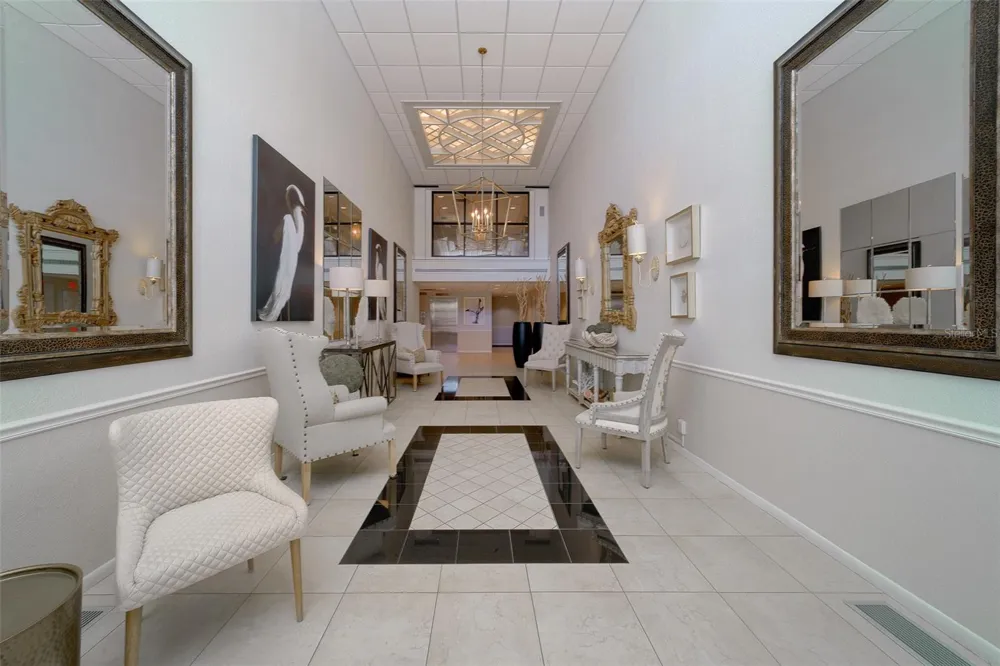 8 BELLEVIEW BOULEVARD #308 Belleair, FL 33756