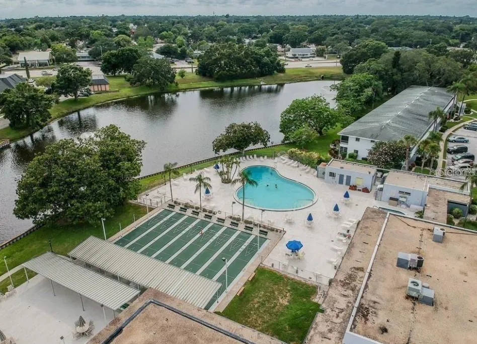 11251 80TH AVENUE #310 Seminole, FL 33772