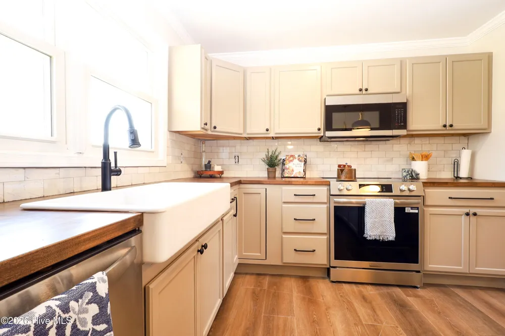580 Koonce Fork Road Richlands, NC 28574