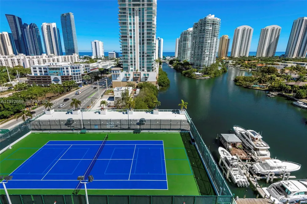 400 Sunny Isles Blvd #1222 SE CORNER UNIT Sunny Isles Beach, FL 33160