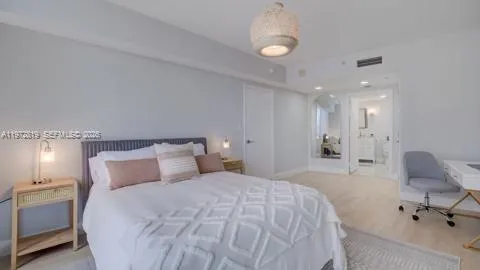 1750 Bayshore Dr #1712 Miami, FL 33132