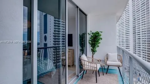 1750 Bayshore Dr #1712 Miami, FL 33132