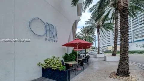 1750 Bayshore Dr #1712 Miami, FL 33132
