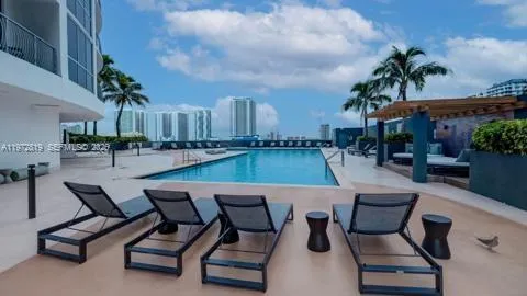 1750 Bayshore Dr #1712 Miami, FL 33132