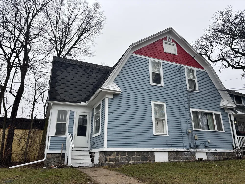 1404 W Michigan Avenue #4 Kalamazoo, MI 49006