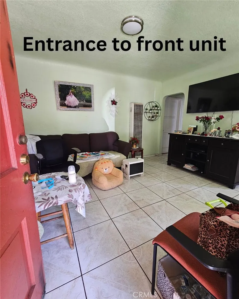 8976 Mcnerney #A-B South Gate, CA 90280