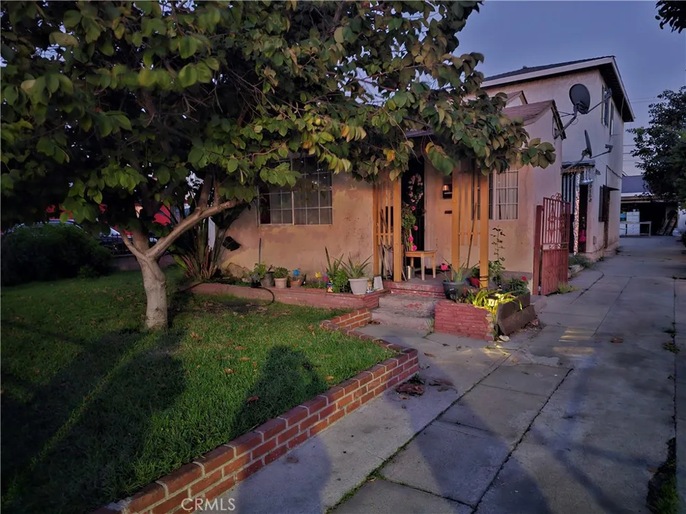 8976 Mcnerney #A-B South Gate, CA 90280