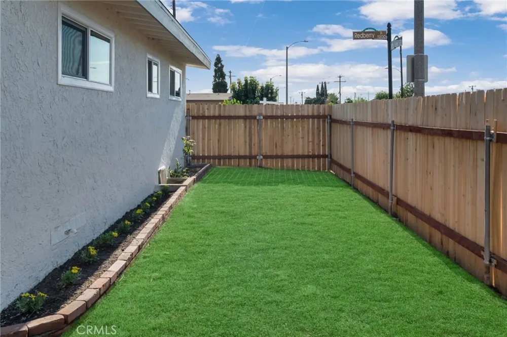 11203 Redberry South El Monte, CA 91733