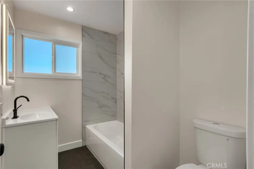 11203 Redberry South El Monte, CA 91733