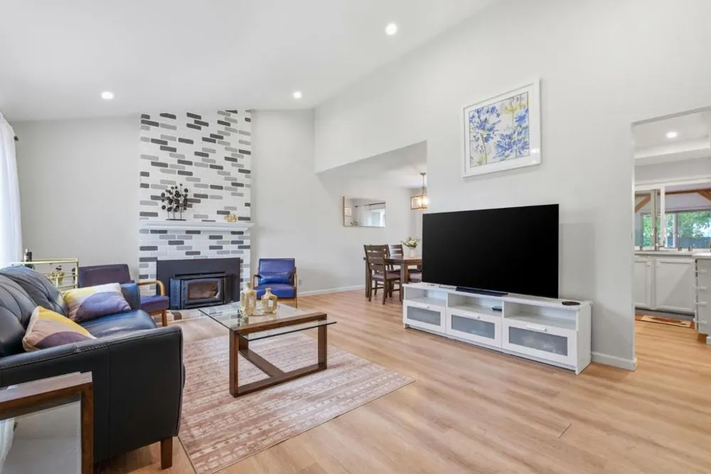 1729 Sherman Drive Union City, CA 94587