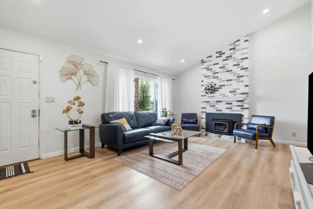 1729 Sherman Drive Union City, CA 94587