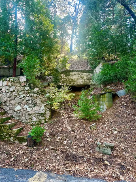 Ashlar Drive