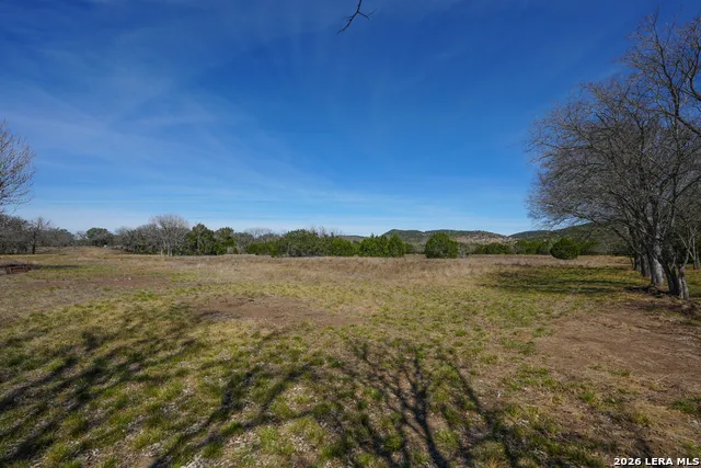 TR 11 HALEY LANE Medina, TX 78055