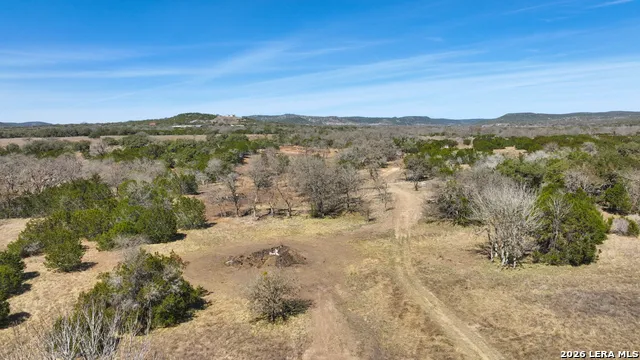 TR 11 HALEY LANE Medina, TX 78055