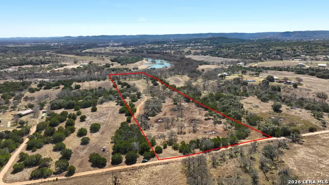 TR 11 HALEY LANE Medina, TX 78055