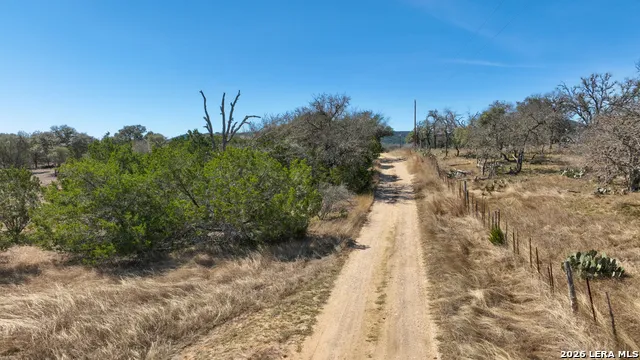 TR 11 HALEY LANE Medina, TX 78055