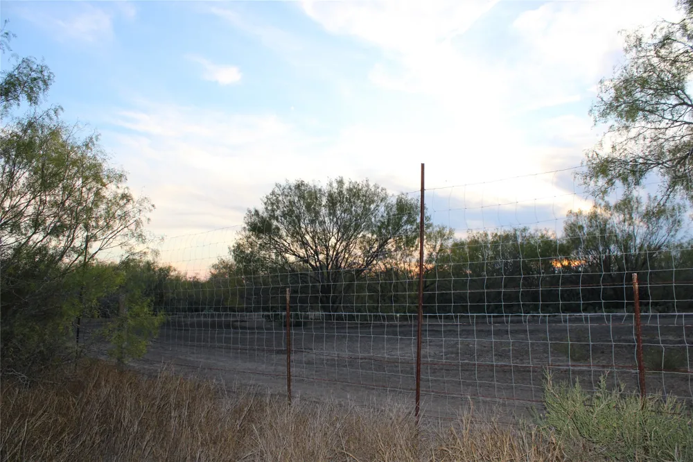 CR 339 Jourdanton, TX 78026