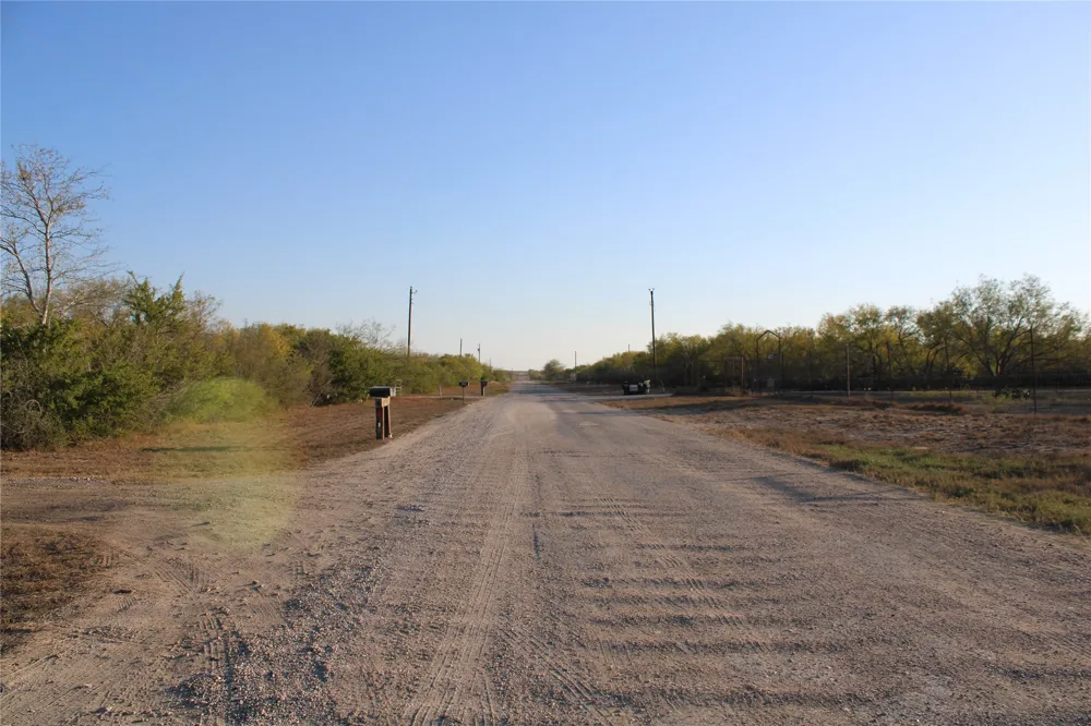 CR 339 Jourdanton, TX 78026