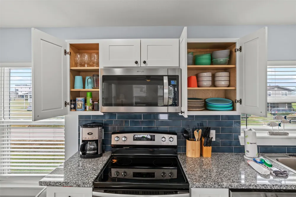 3929 4th Street Galveston, TX 77554
