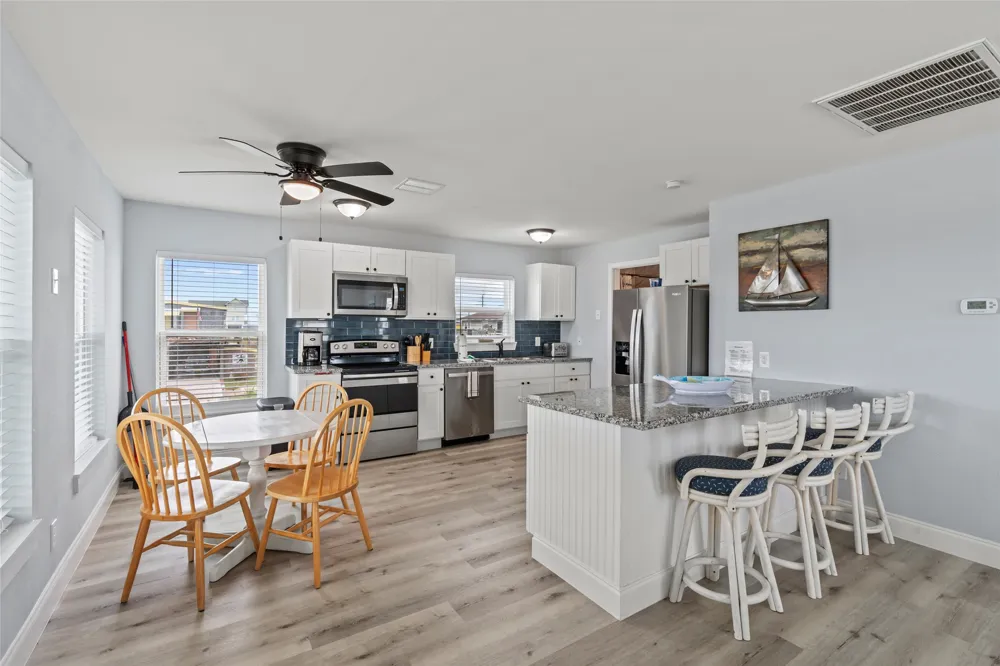 3929 4th Street Galveston, TX 77554