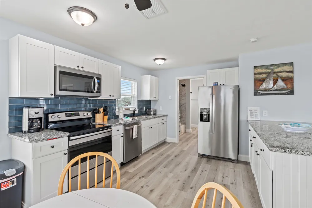 3929 4th Street Galveston, TX 77554