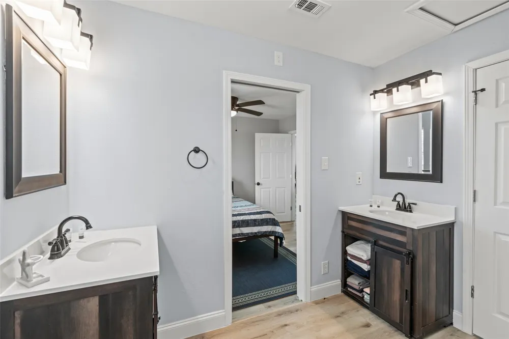 3929 4th Street Galveston, TX 77554