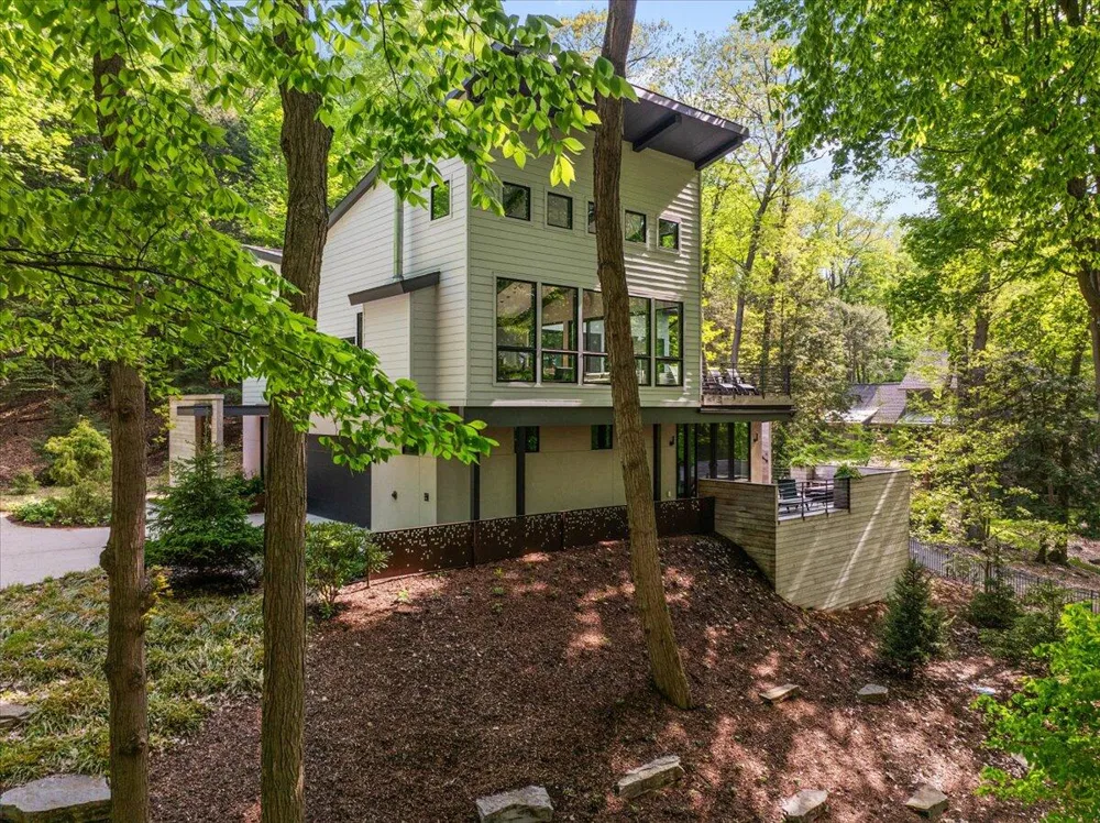 371 Dunegrass Circle Drive Saugatuck City, MI 49453