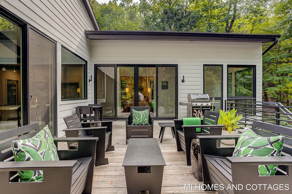 371 Dunegrass Circle Drive Saugatuck City, MI 49453