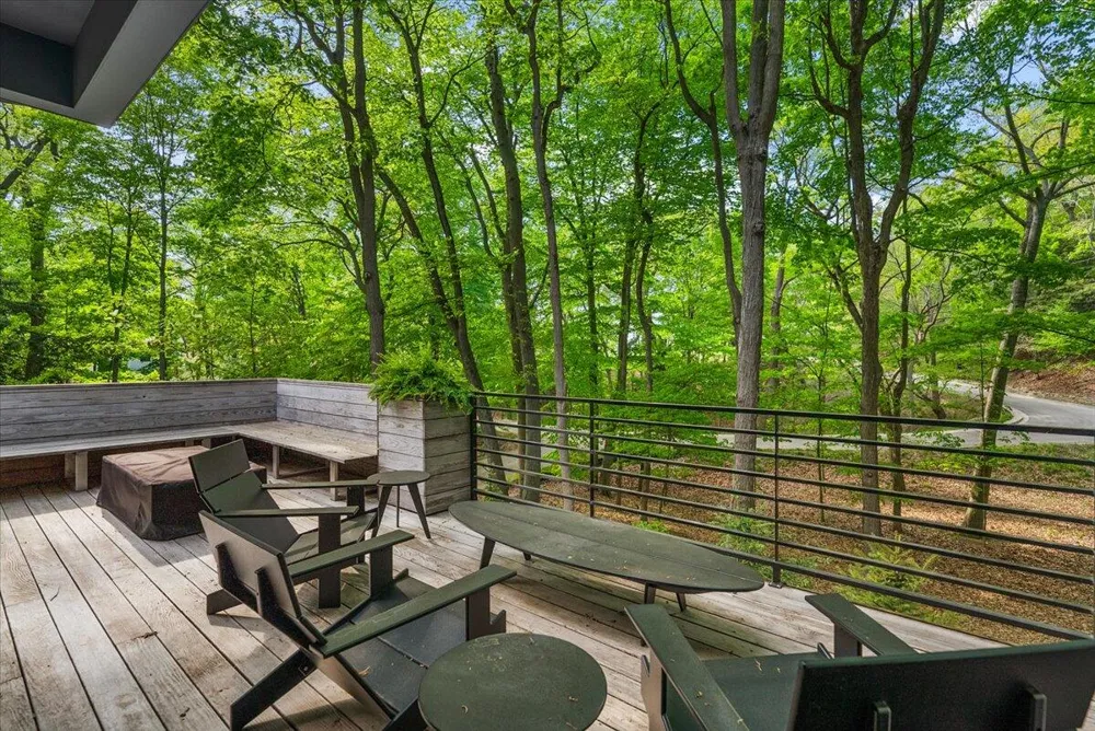 371 Dunegrass Circle Drive Saugatuck City, MI 49453