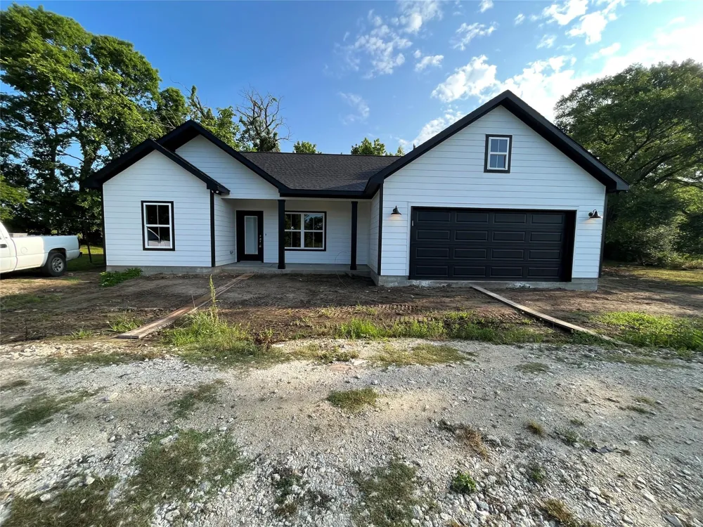 111 Heatherbrook Somerville, TX 77879