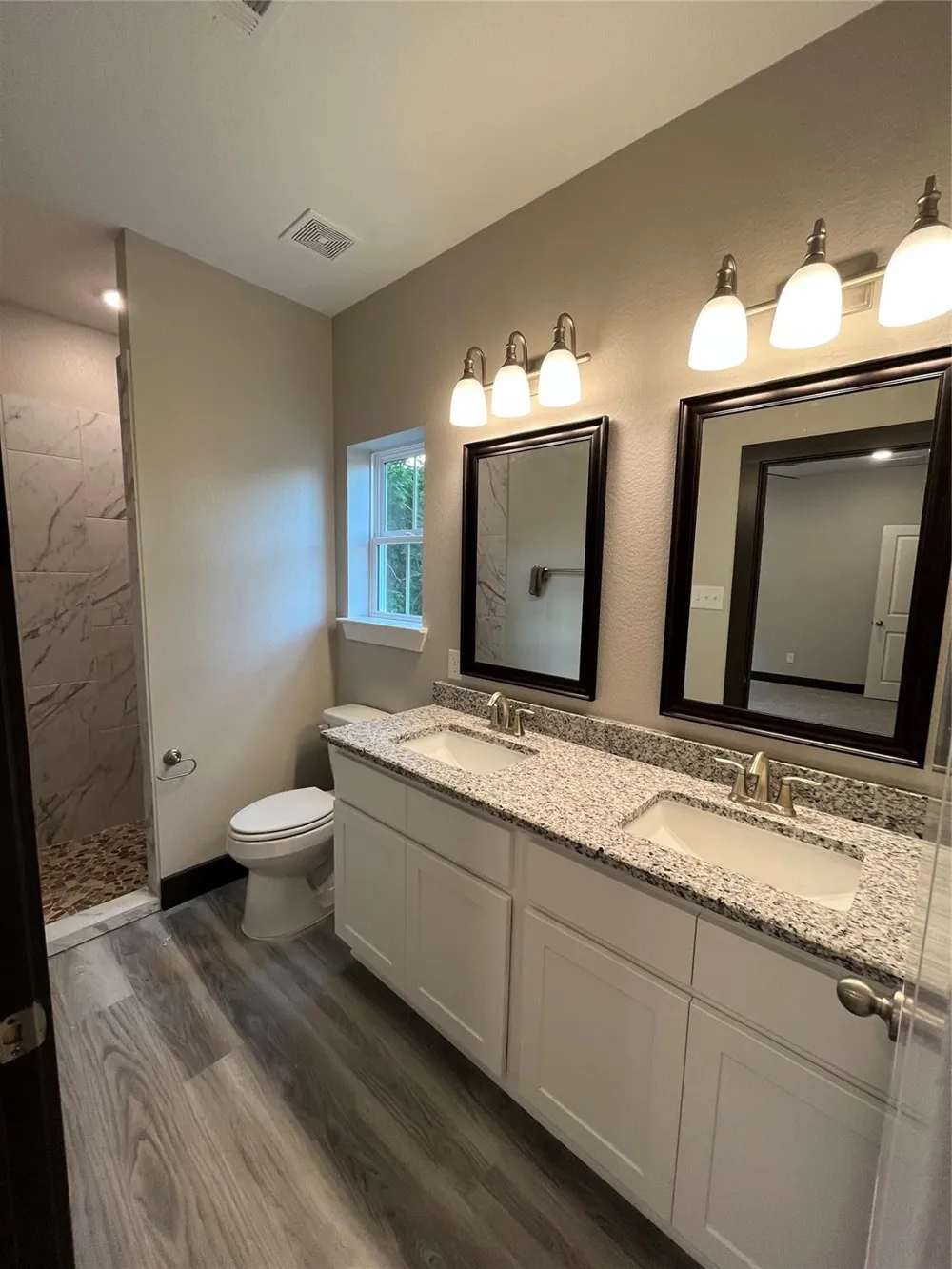 111 Heatherbrook Somerville, TX 77879