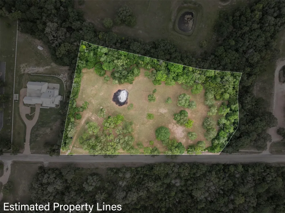 612 Fm 1457 Round Top, TX 78954