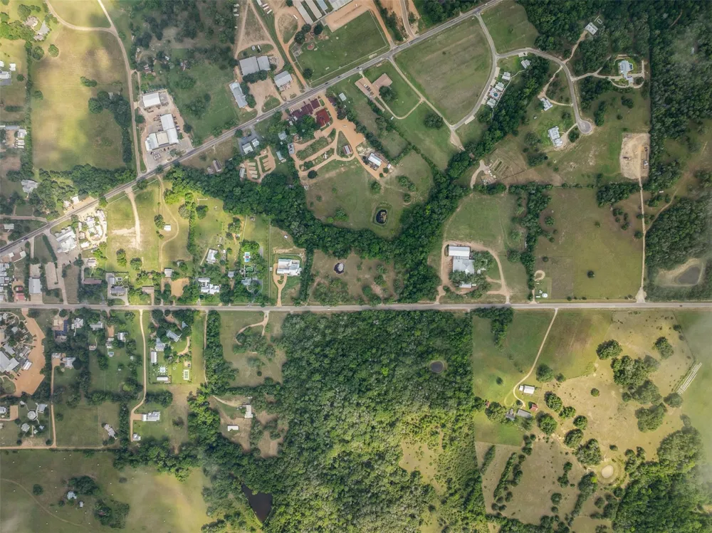 612 Fm 1457 Round Top, TX 78954