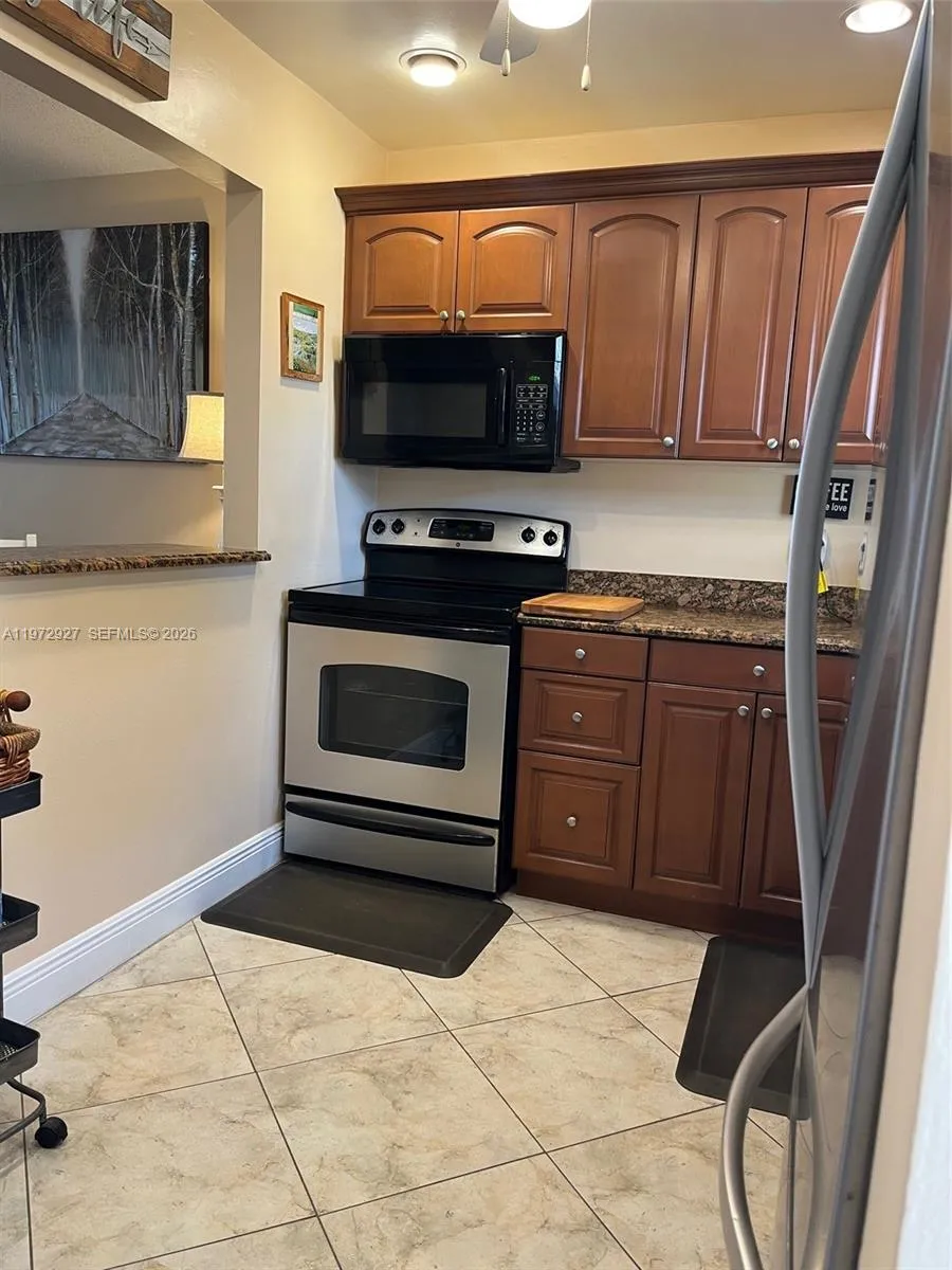 752 Lori Dr #218 Palm Springs, FL 33461