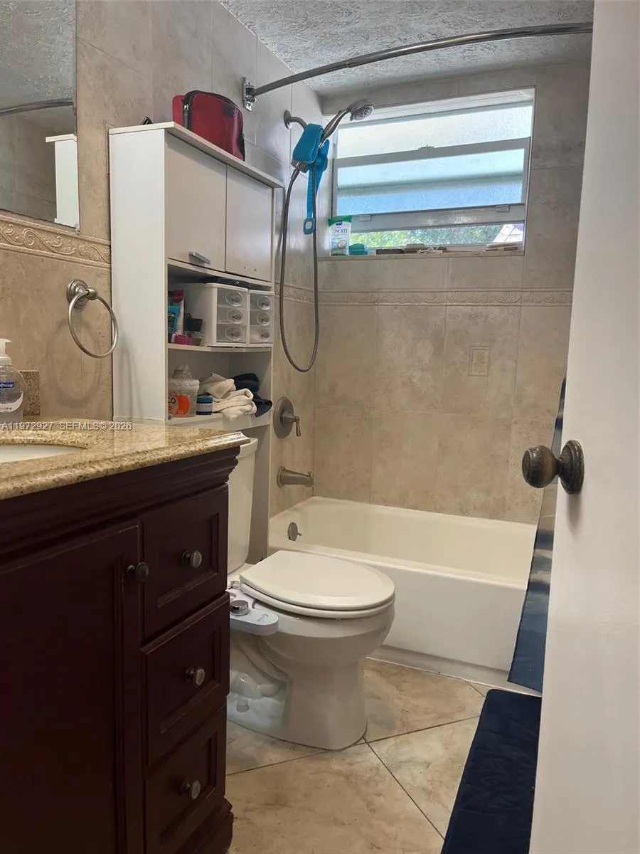 752 Lori Dr #218 Palm Springs, FL 33461