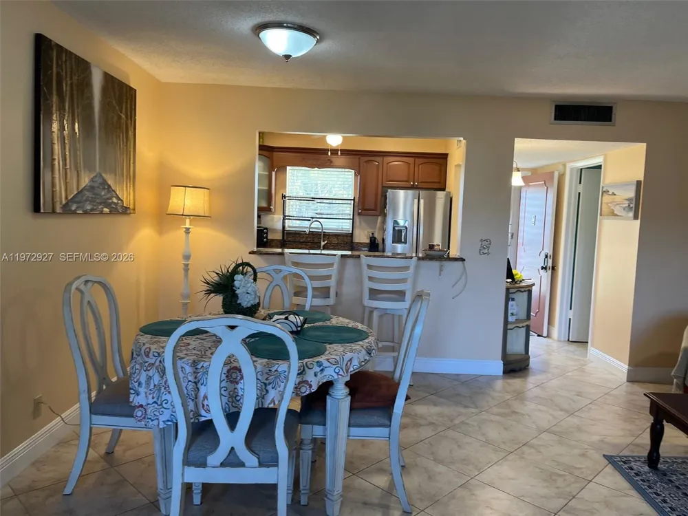 752 Lori Dr #218 Palm Springs, FL 33461