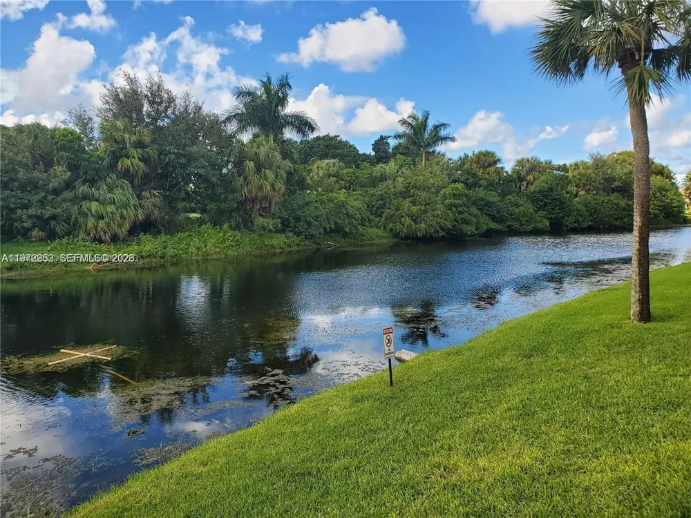 455 S Pine Island Rd #410C Plantation, FL 33324